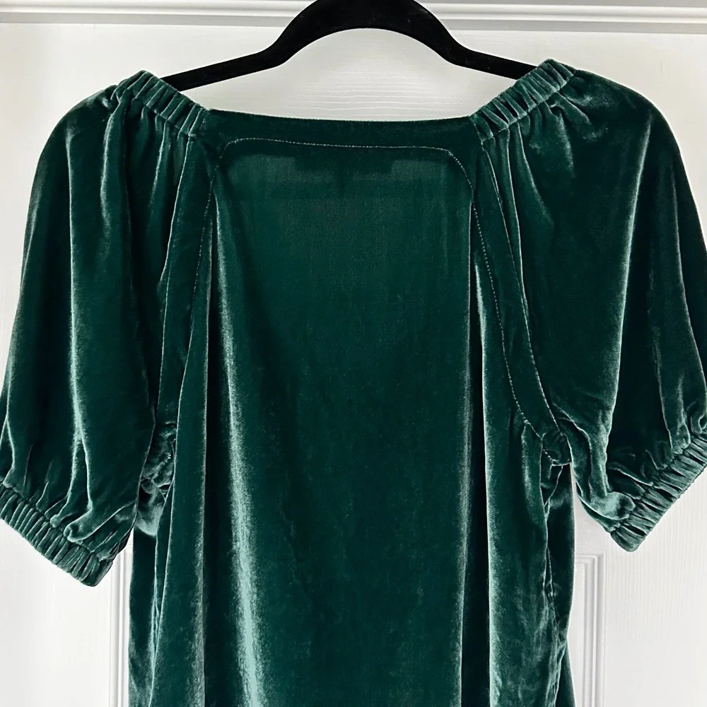 Loft Renaissance Sweetheart Velvet Puff Short Sleeve Holiday Top Green Small NWT
